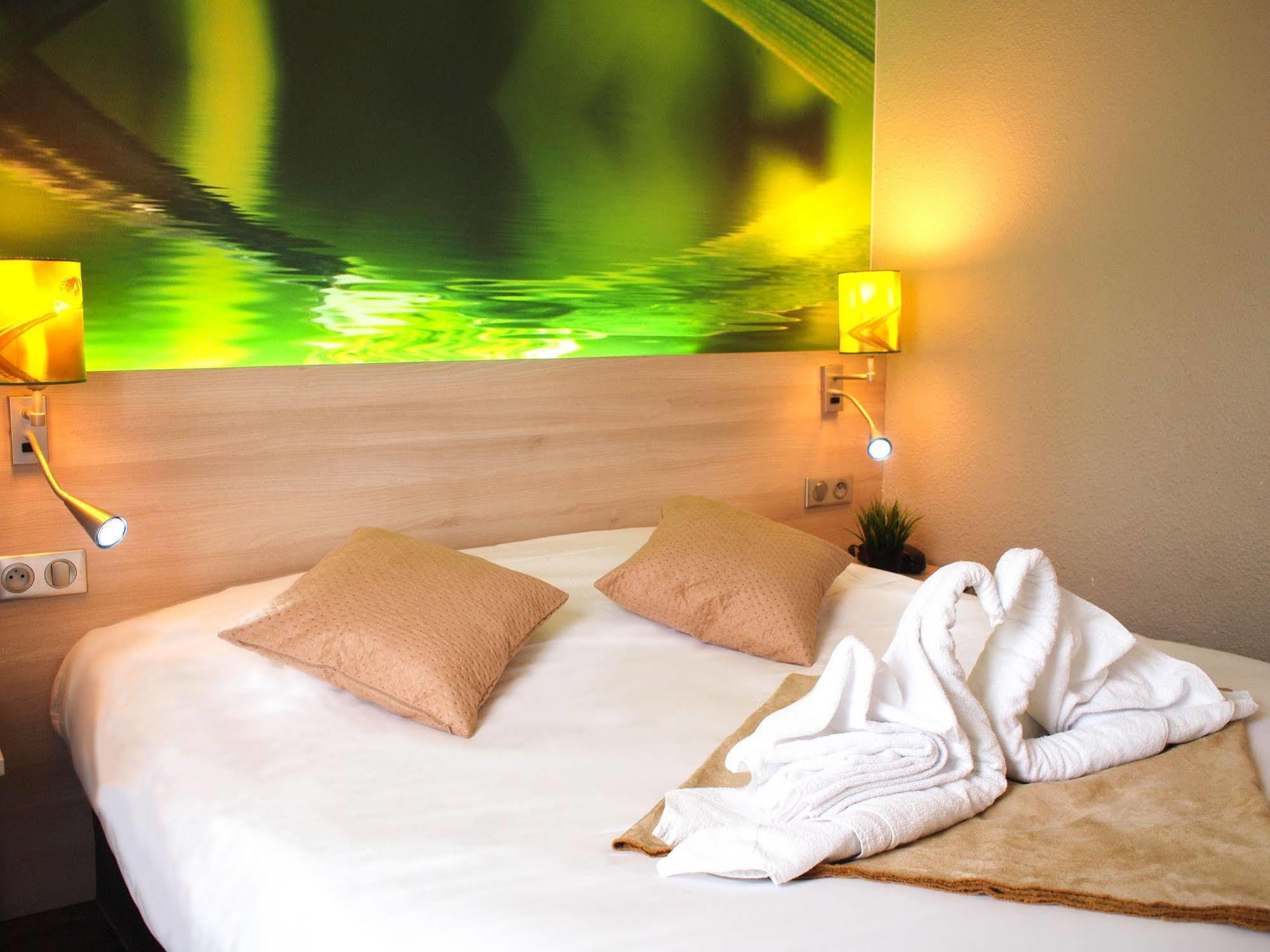 Hotel Inn Design Resto Novo ชาลองส์ ภายนอก รูปภาพ
